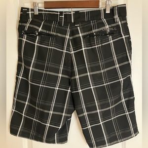 O'Neil Shorts Men's Size 34 “ Waist 11" Inseam Black Gray Plaid Chino Walk